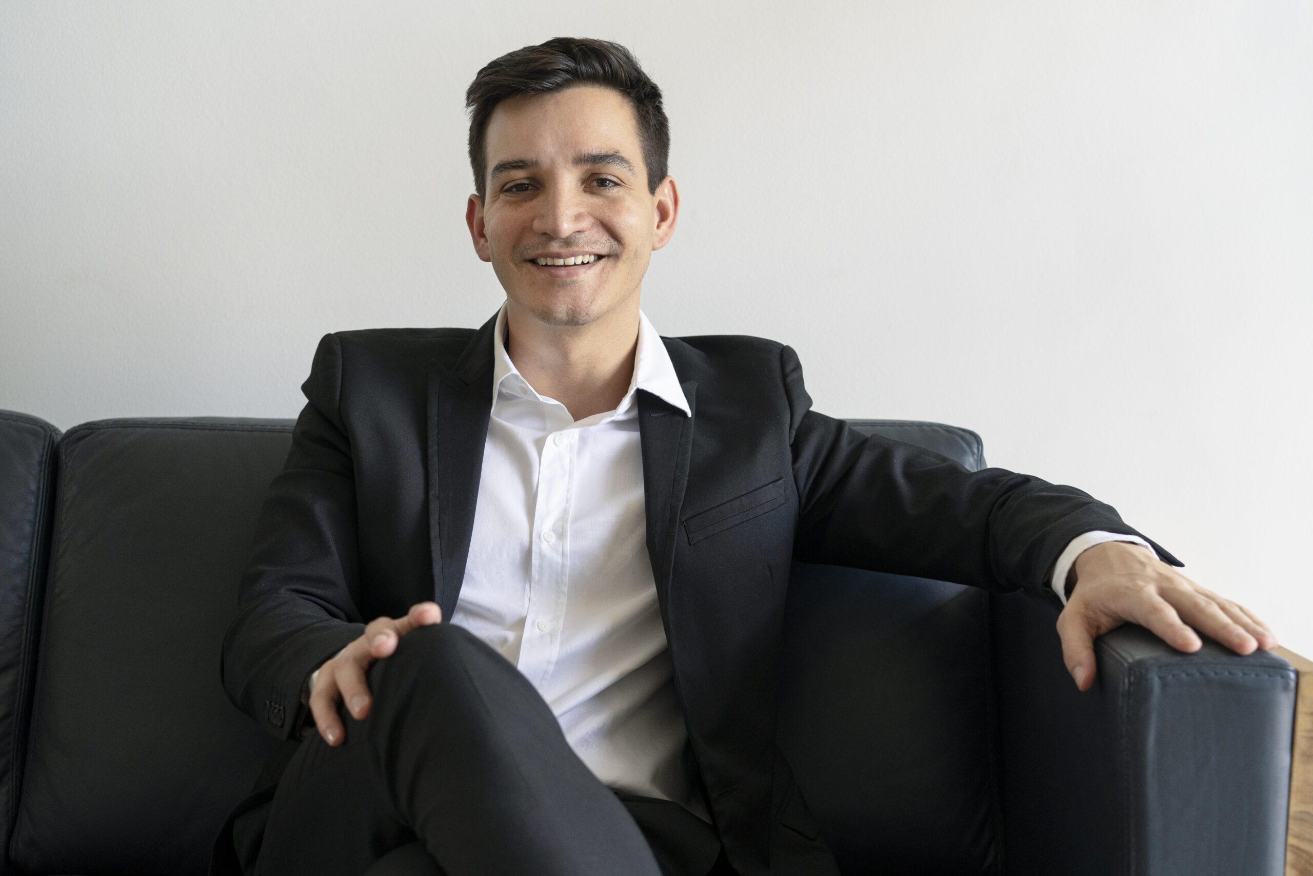 Dr. Mauricio Puerta Romero se une con Finanmed para Ampliar Opciones de Financiamiento en OtorrinolaringologÃa y Estética Facial
